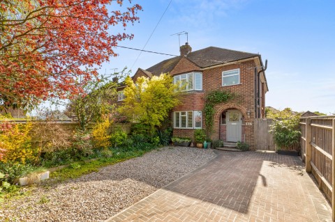 View full details for Straight Bit, Flackwell Heath, HP10
