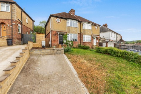 View full details for Dashwood Avenue, High Wycombe, HP12