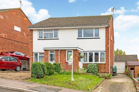 View full details for Saltash Close, High Wycombe, HP13