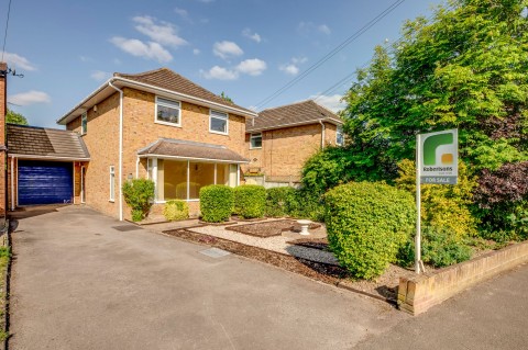 View full details for Stratford Drive, Wooburn Green, HP10