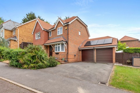 View full details for Thanstead Copse, Loudwater, HP10
