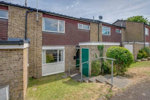View full details for Oakwood, Flackwell Heath, HP10