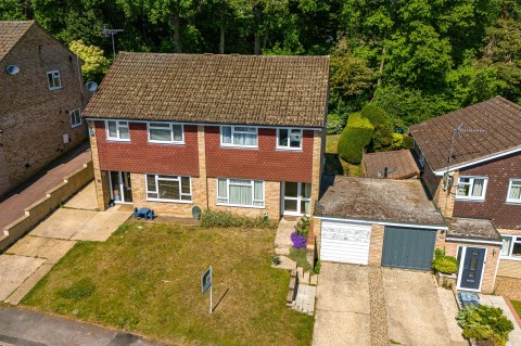 View full details for Clearbrook Close, High Wycombe, HP13