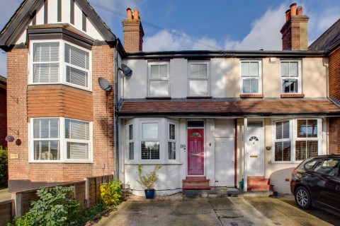 View full details for West Wycombe Road, High Wycombe, HP12