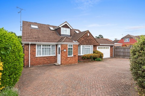 View full details for Fennels Farm Road, Flackwell Heath, HP10