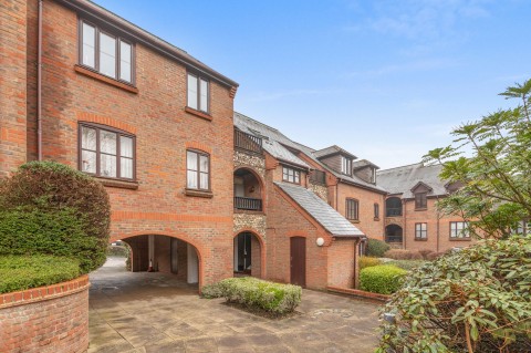 View full details for Kingsmead Road, Dolphin Court Kingsmead Road, HP11