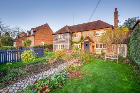 View full details for Studridge Lane, Speen, HP27