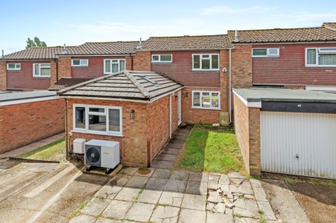 View full details for Oakwood, Flackwell Heath, HP10
